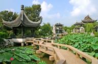 中國(guó)古典園林設(shè)計(jì)中的詩文題詠